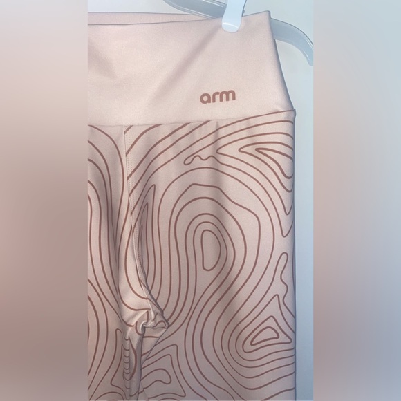 Arm fitness leggings, only worn a handful of times - Picture 2 of 6